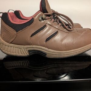 Women Biofit Brown Sneakers Size 9.5